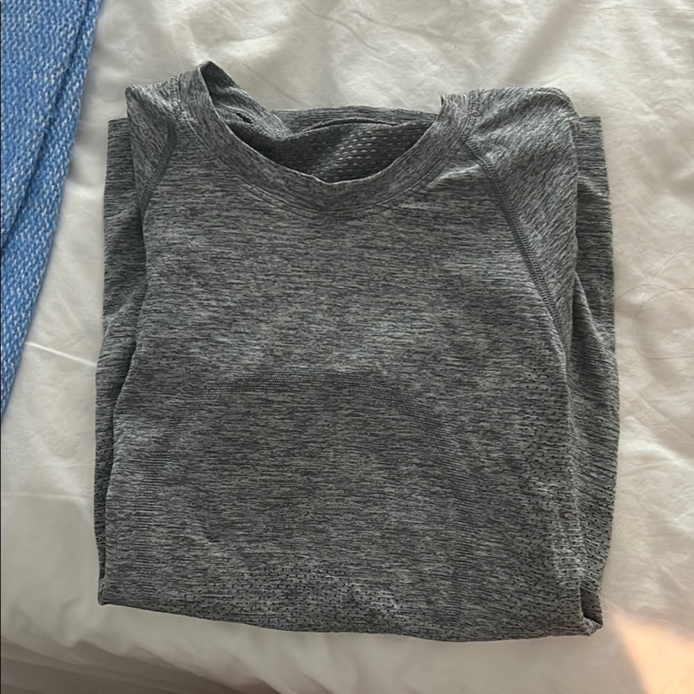 Lululemon Women’s Swiftly Tech (Short Sleeve)